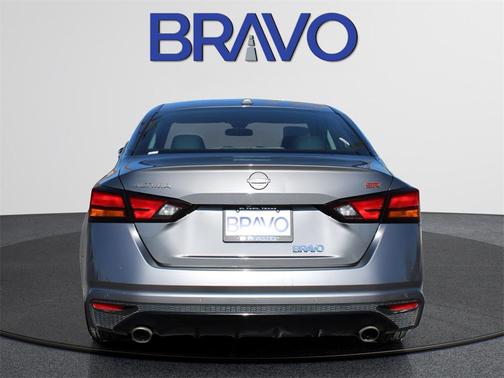 2023 Nissan Altima SR FWD