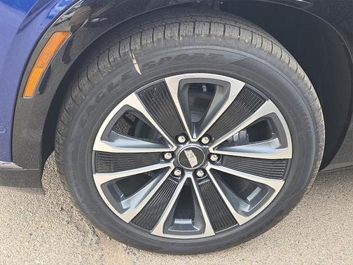 2026 Cadillac VISTIQ Sport
