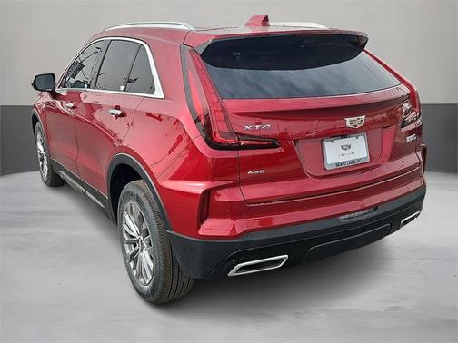 2025 Cadillac XT4 Premium Luxury