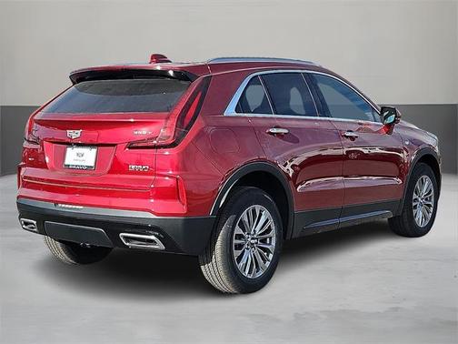 2025 Cadillac XT4 Premium Luxury