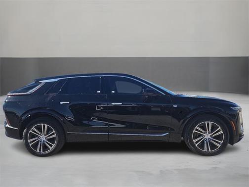 2025 Cadillac LYRIQ Luxury w/1SC