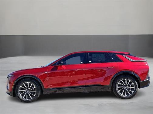 2025 Cadillac LYRIQ Sport