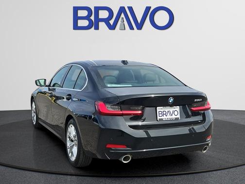 Jet Black 2025 BMW 330 330i