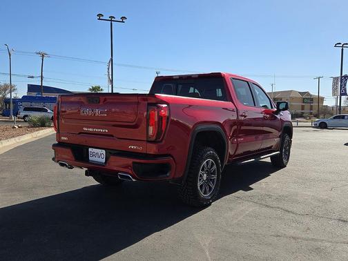 2024 GMC Sierra 1500 AT4