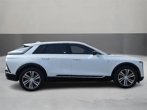 2025 Cadillac LYRIQ Luxury w/1SC