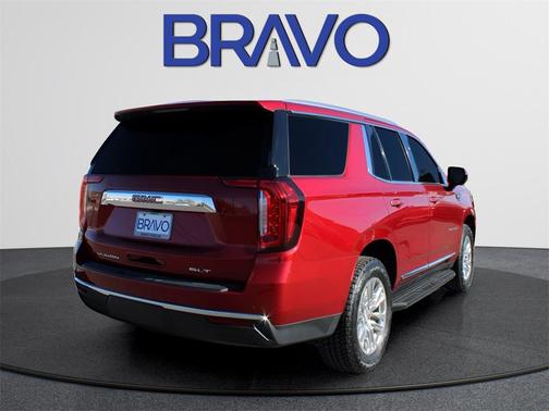 2022 GMC Yukon SLT
