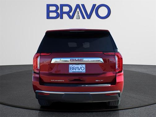 2022 GMC Yukon SLT