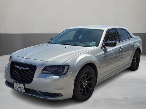 2019 Chrysler 300 Touring