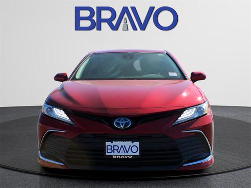 2024 Toyota Camry Hybrid XLE