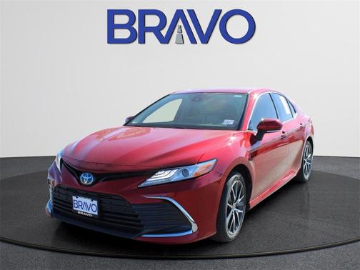 2024 Toyota Camry Hybrid XLE