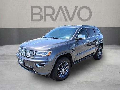 Photo 1 of 26 of 2018 Jeep Grand Cherokee Overland