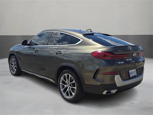 2023 BMW X6 xDrive40i