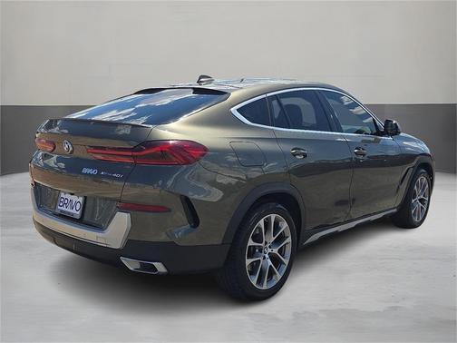 2023 BMW X6 xDrive40i