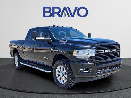 Diamond Black Crystal Pearlcoat 2021 RAM 2500 Lone Star Crew Cab 4x4 6'4' Box