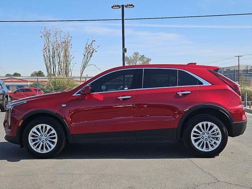 2024 Cadillac XT4 Luxury