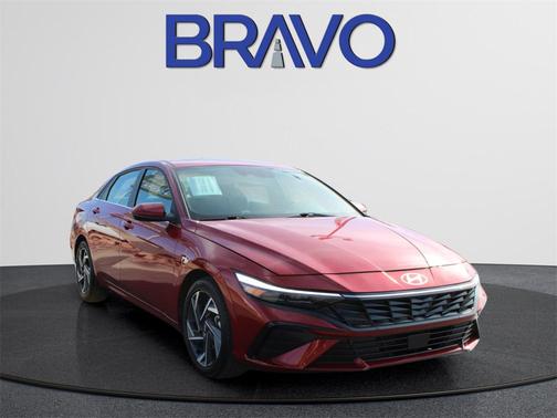 2025 Hyundai ELANTRA SEL