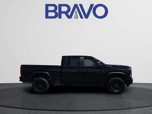 Black 2025 Chevrolet Silverado 2500 4WD Crew Cab Standard Bed ZR2