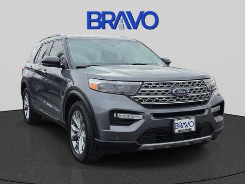 Carbonized Gray Metallic 2022 Ford Explorer Limited
