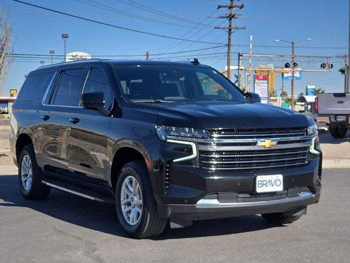 2024 Chevrolet Suburban LT