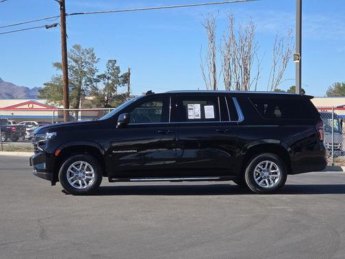 2024 Chevrolet Suburban LT