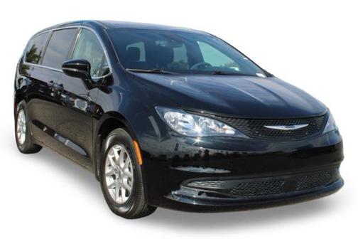 2025 Chrysler Voyager LX