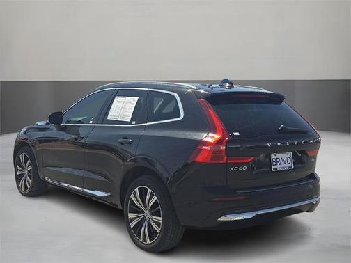 2022 Volvo XC60 B6 Inscription