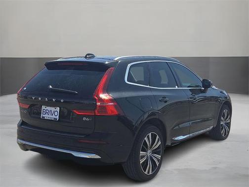 2022 Volvo XC60 B6 Inscription