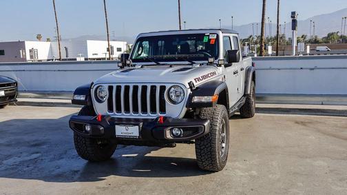 Silver Zynith Clearcoat 2023 Jeep Gladiator Rubicon