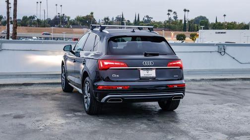 2022 Audi Q5 45 S line Premium