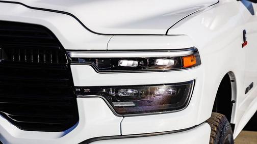 Bright White Clearcoat 2026 RAM 2500 Laramie Crew Cab 4x4 6'4' Box