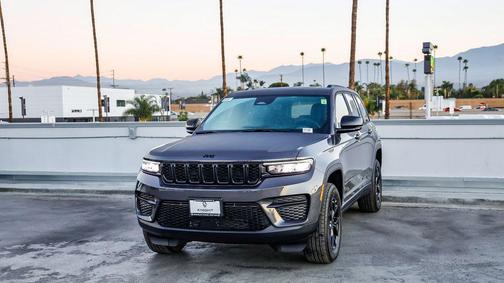 2025 Jeep Grand Cherokee Altitude