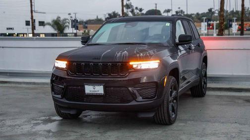 2025 Jeep Grand Cherokee Altitude