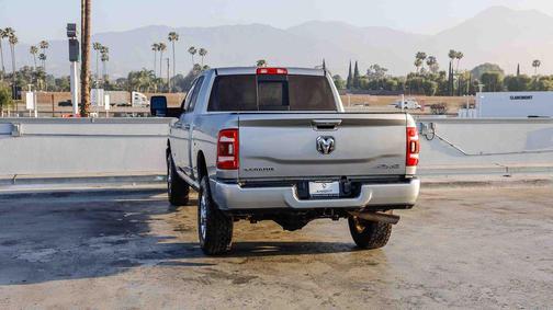 Billet Silver Metallic Clearcoat 2024 RAM 2500 Laramie Crew Cab 4x4 6'4' Box