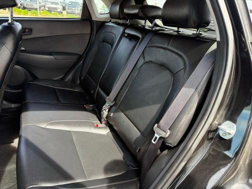 2019 Hyundai KONA SEL