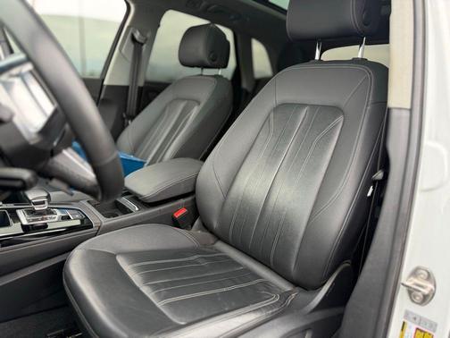 2021 Audi Q5 45 Premium Plus