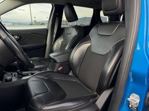 2021 Jeep Cherokee Altitude