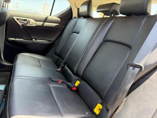 2017 Lexus CT 200h Base