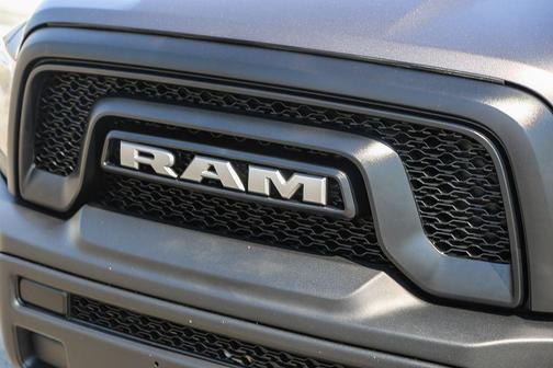2023 RAM 1500 Classic Warlock Crew Cab 4x4 5'7' Box