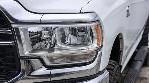2024 RAM 2500 Tradesman Crew Cab 4x4 6'4' Box