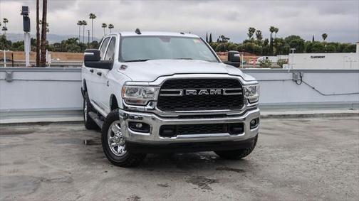 2024 RAM 2500 Tradesman Crew Cab 4x4 6'4' Box