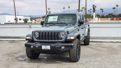 2025 Jeep Gladiator Nighthawk