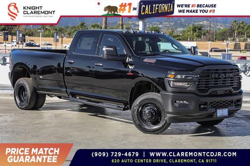 2026 RAM 3500 Tradesman Crew Cab 4x4 8' Box