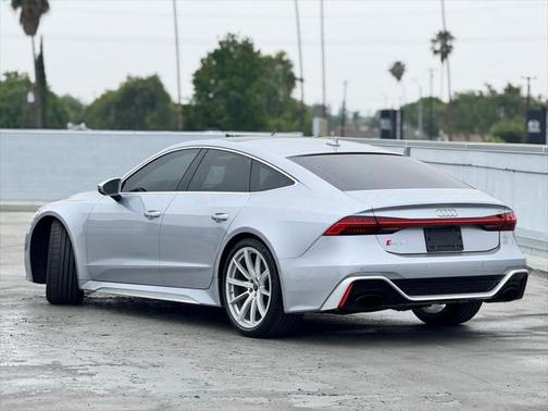 2023 Audi RS 7 4.0T