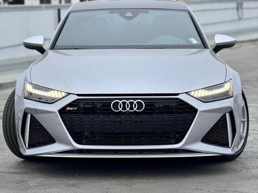 2023 Audi RS 7 4.0T