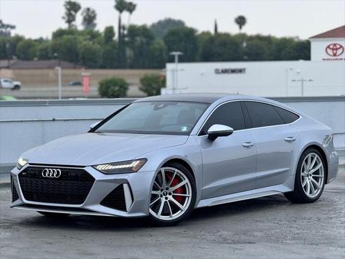 2023 Audi RS 7 4.0T