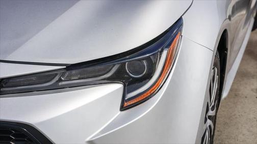 2022 Toyota Corolla Hybrid LE
