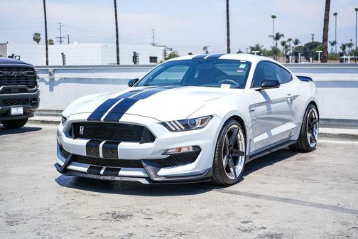 Avalanche 2017 Ford Shelby GT350 Base