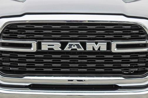 Billet Silver Metallic Clearcoat 2024 RAM 2500 Big Horn Crew Cab 4x4 6'4' Box