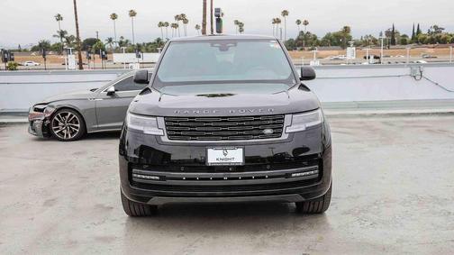 Santorini Black Metallic 2025 Land Rover Range Rover P400 SE 7 Seat