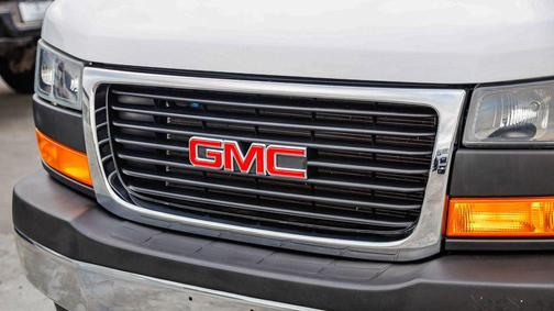 2023 GMC Savana 2500 Work Van